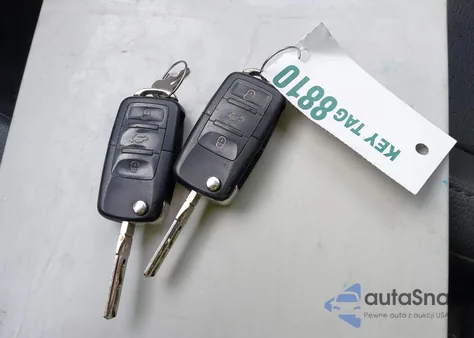 2009 Volkswagen Jetta Tdi z USA, uszkodzony, nr VIN 3VWAL81K39M121011